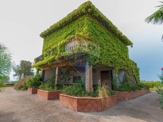 Casa in vendita a Caltagirone, Sicilia