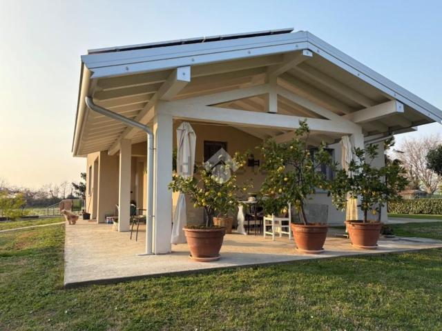 Casa in vendita a Erbusco, Lombardia
