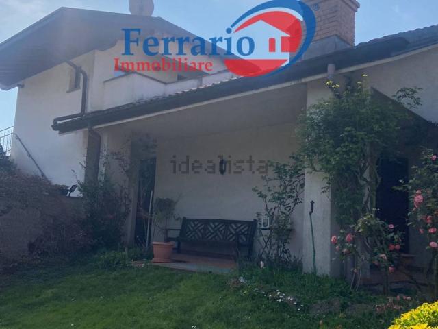 Casa in vendita a Arcore, Lombardia
