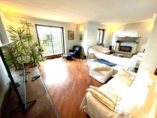 Casa in vendita a Fontana, Cenerente