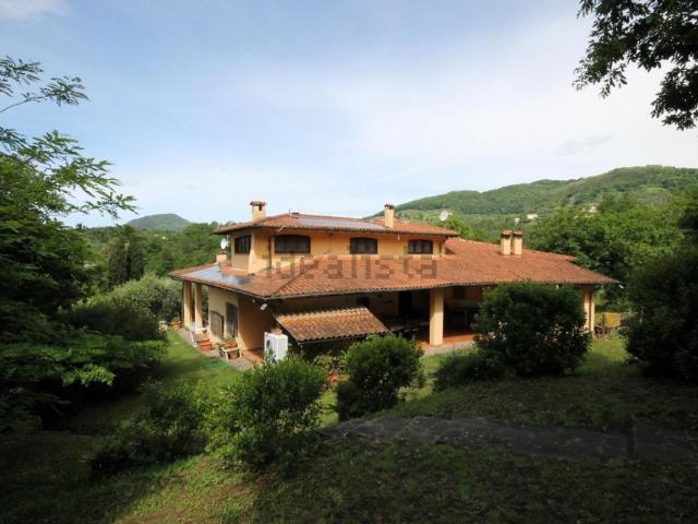 Casa in vendita a Bagni Di Lucca Ponte, Toscana