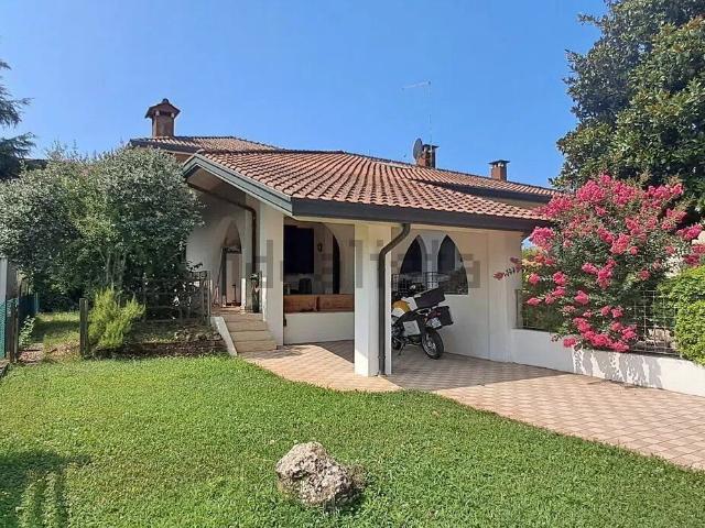Casa in vendita a Quartiere Marconi, Torri Di Quartesolo