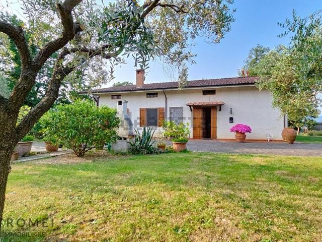 Casa in vendita a Altopascio, Toscana
