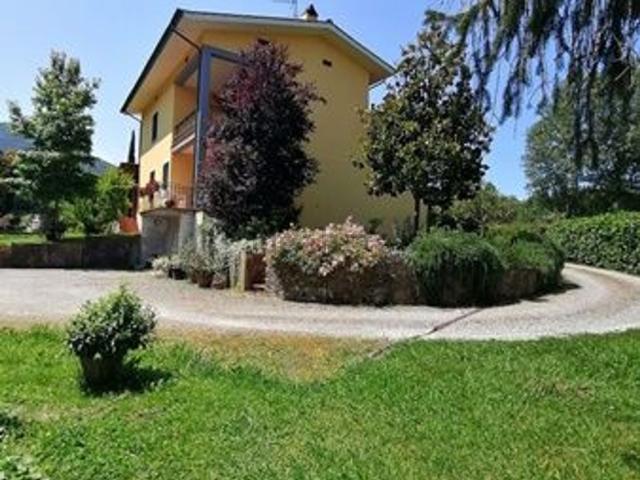 Casa in vendita a Bagni Di Lucca Ponte, Toscana
