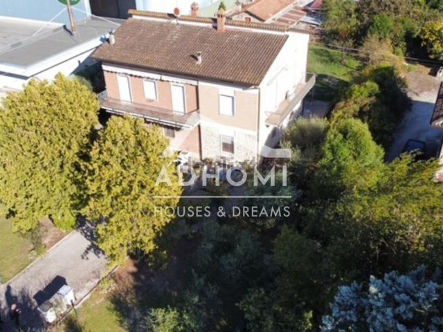 Casa in vendita a Bastiola, Bastia Umbra
