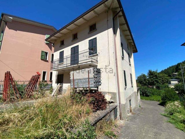 Casa in vendita a Appennino Reggiano, Re