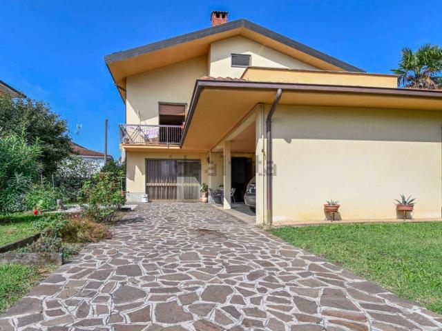 Casa in vendita a Boscaina, Chiuduno