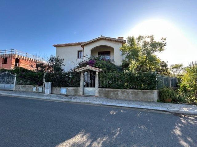 Casa in vendita a Pula, Sardigna/Sardegna