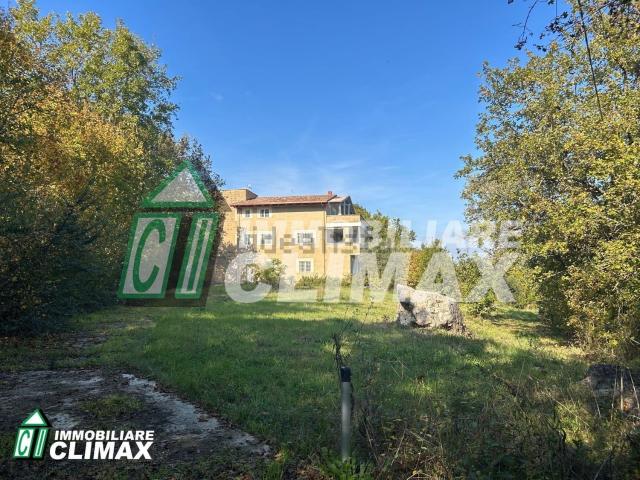 Casa in vendita a Limatola, Campania
