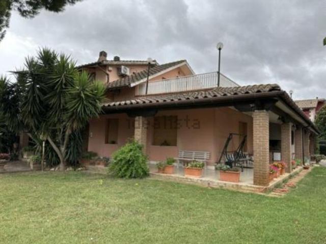 Casa in vendita a Villa Musone, Loreto