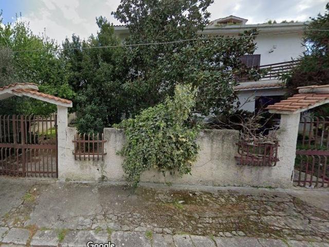 Casa in vendita a Carosino, Taranto