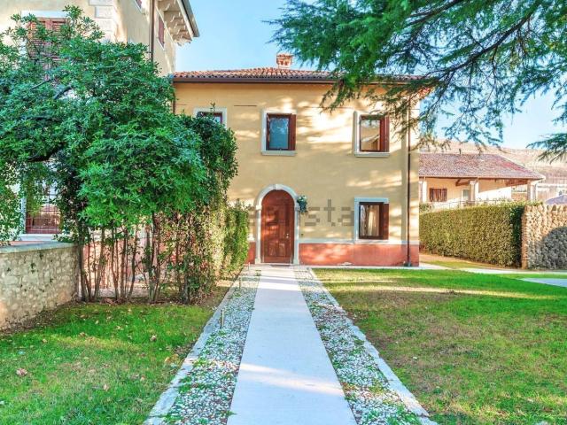 Casa in vendita a Domegliara, Sant'ambrogio Di