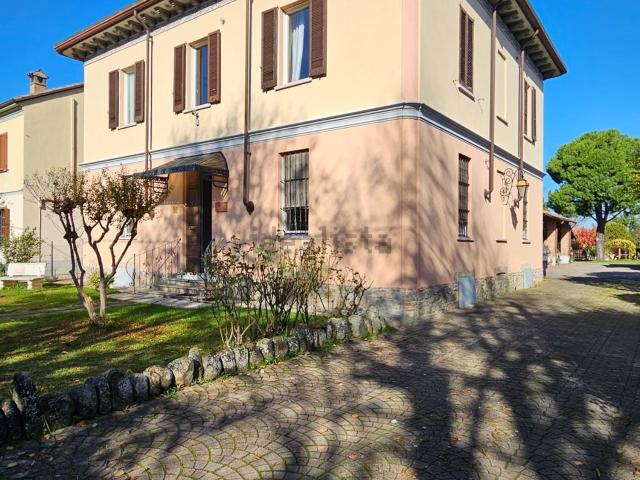 Casa in vendita a Rivanazzano, Lombardia