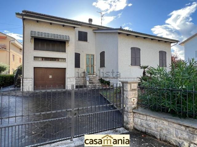 Casa in vendita a Marche, Pesaro E Urbino