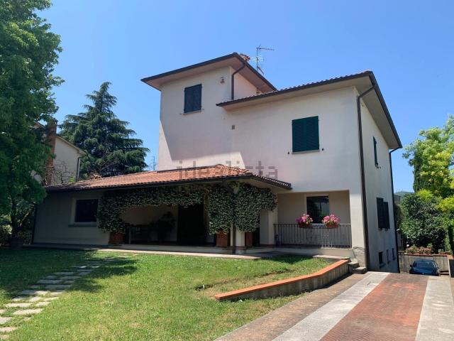 Casa in vendita a San Leo Bastia, Umbria