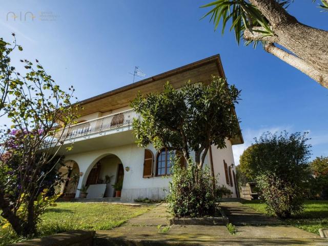 Casa in vendita a Marche, Ascoli Piceno