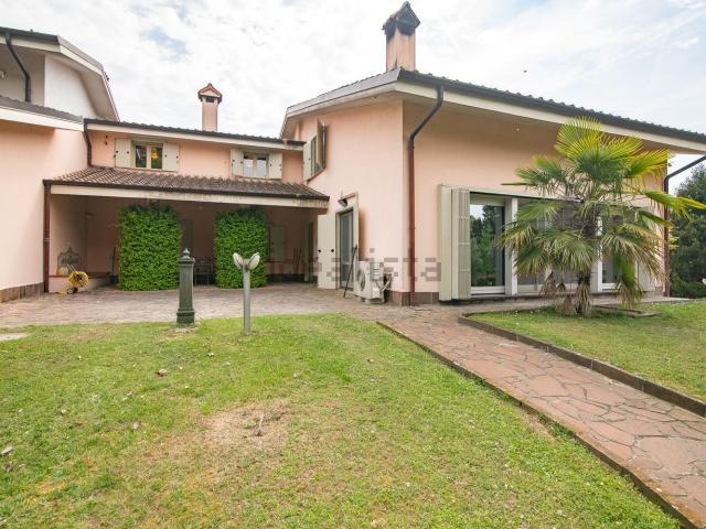 Casa in vendita a Cornegliano Laudense, Lombardia