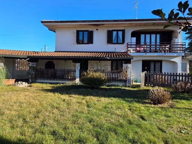 Casa in vendita a Piemonte, Novara