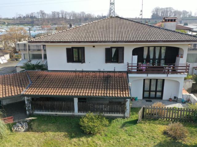 Casa in vendita a Corciago, Nebbiuno