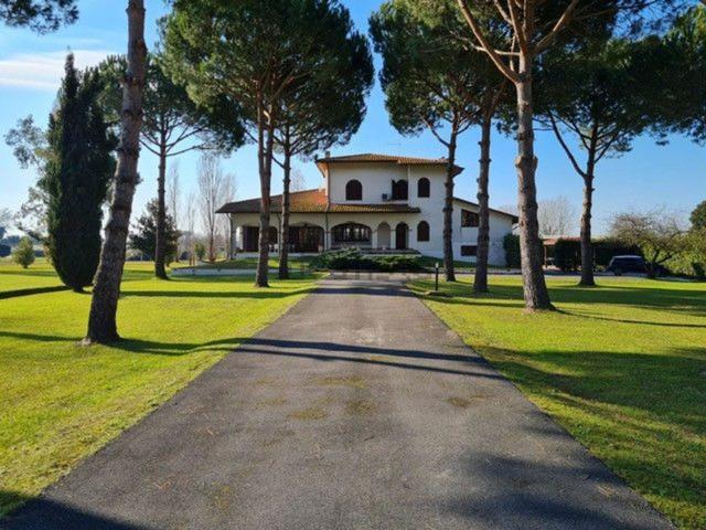 Casa in vendita a Tonfano, Toscana