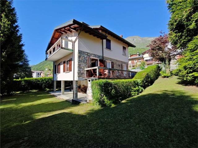 Casa in vendita a Vallicello, Barzio