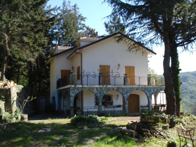 Casa in vendita a Serra Riccò, Liguria