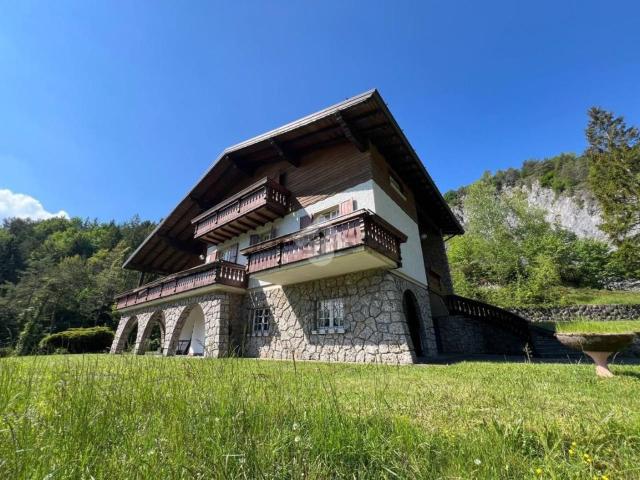 Casa in vendita a Clusone, Lombardia