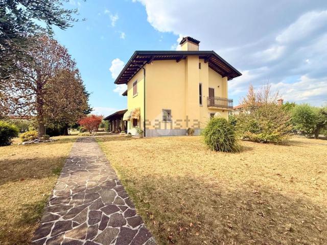 Casa in vendita a Basaldella / Basandiele, Campoformido / Cjampfuarmit