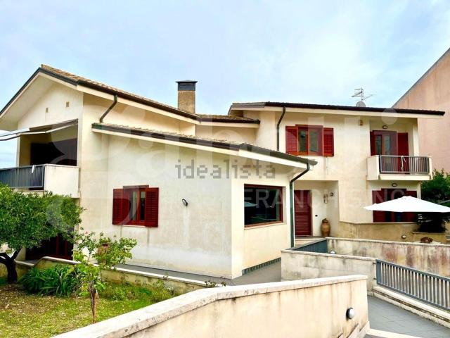 Casa in vendita a Paparella, Valderice