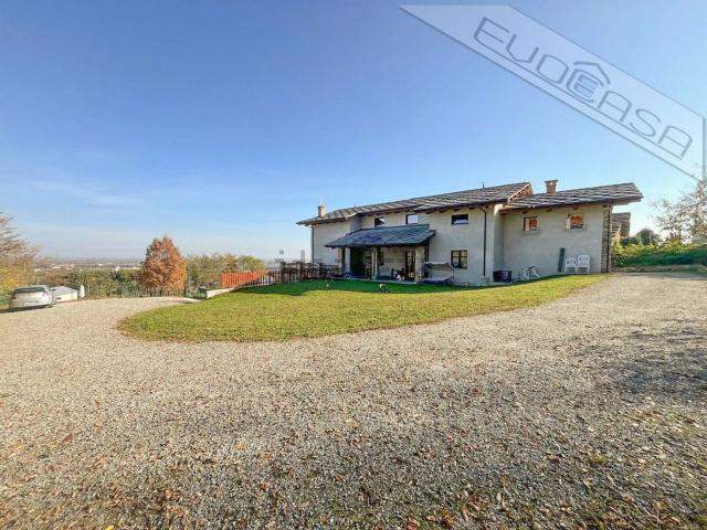 Casa in vendita a Torriana, Piemonte