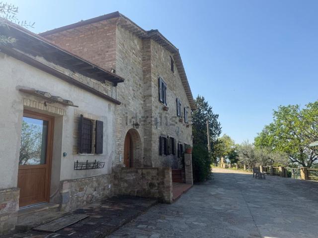 Casa in vendita a Palazzo, Assisi