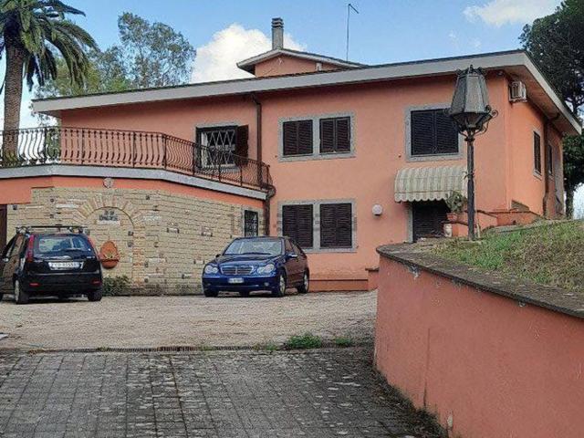 Casa in vendita a Municipio Roma XV, Roma Capitale
