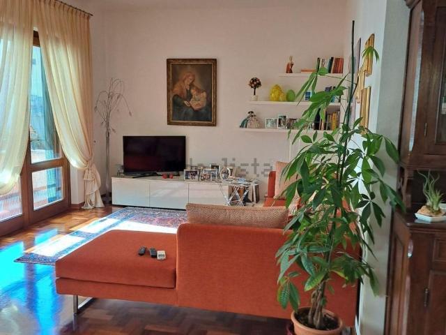 Casa in vendita a Montecatini Terme