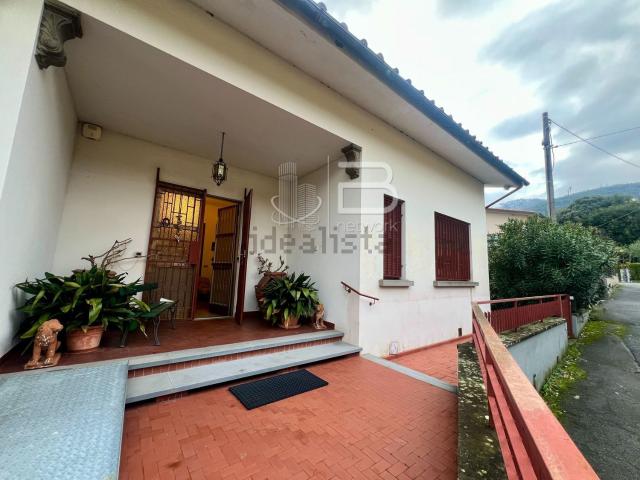 Casa in vendita a Collecchio, Uzzano E Castello