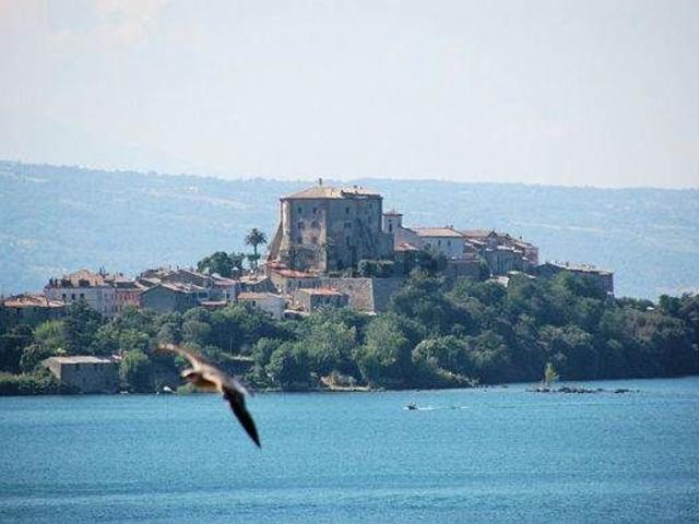 Casa in vendita a Montefiascone, Lazio