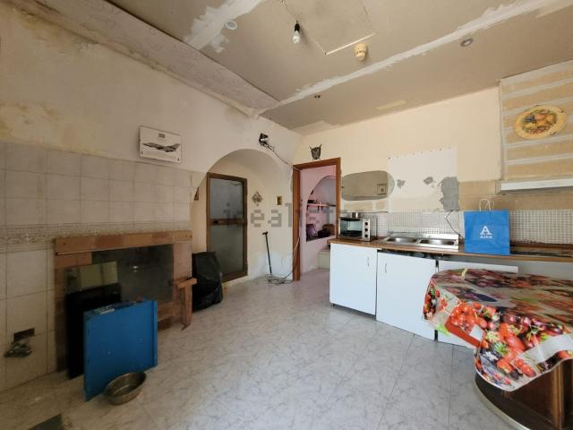 Casa in vendita a Puglia, Bari