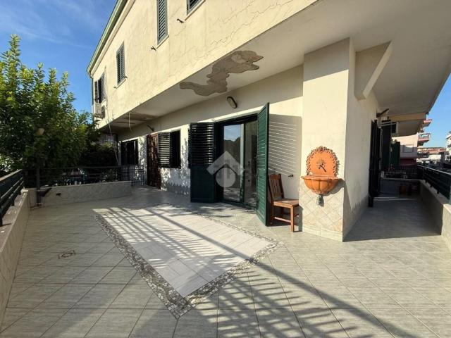 Casa in vendita a Rione 219, Melito di Napoli