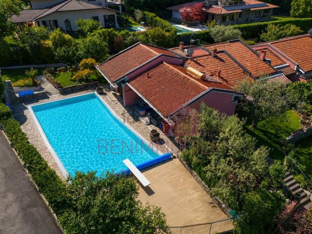 Casa in vendita a Cellatica, Lombardia