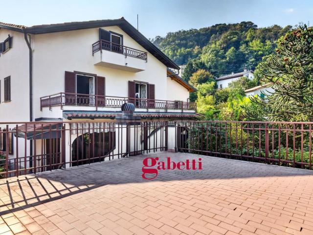 Casa in vendita a Roncate, Como