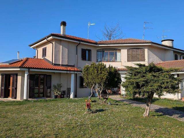 Casa in vendita a Cascinagrossa, Alessandria