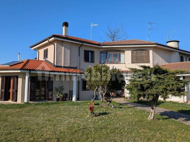 Casa in vendita a Piemonte, Alessandria
