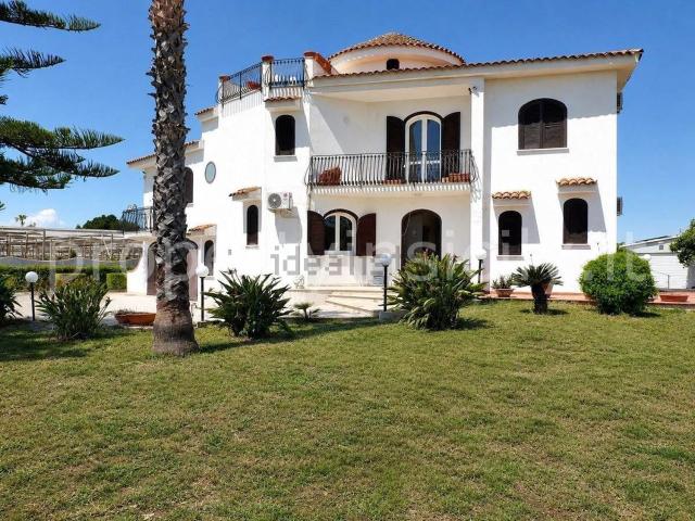 Casa in vendita a Siracusa, Sicilia