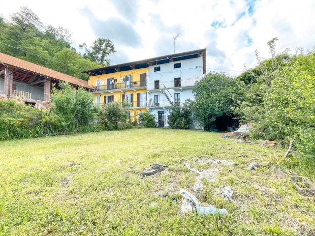 Casa in vendita a Canuggioni, Piemonte