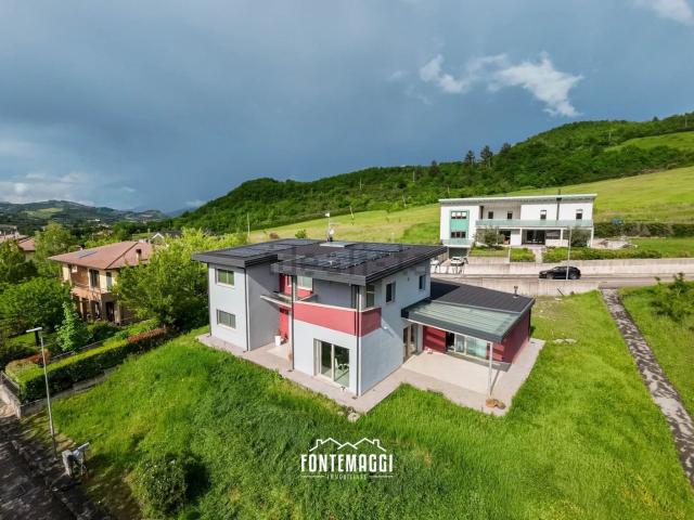 Casa in vendita a Marche, Pesaro E Urbino