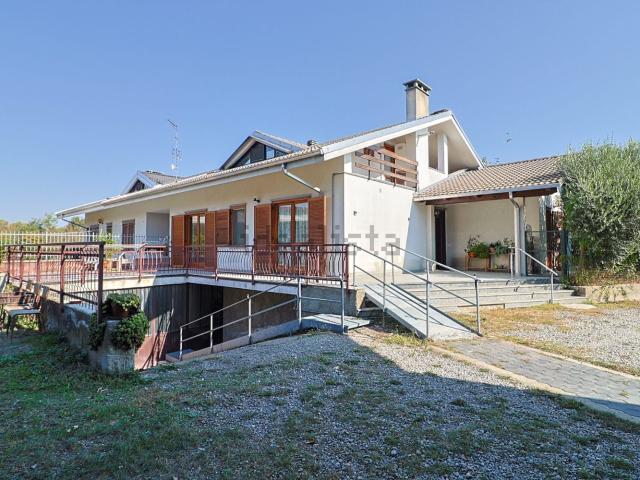 Casa in vendita a Mezzi Po, Settimo Torinese