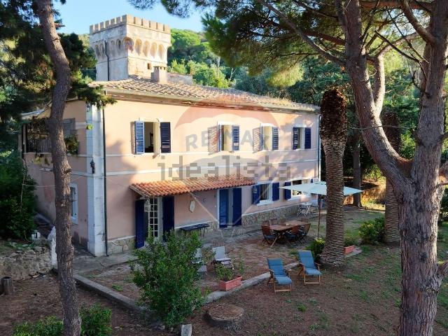 Casa in vendita a Rio, Toscana