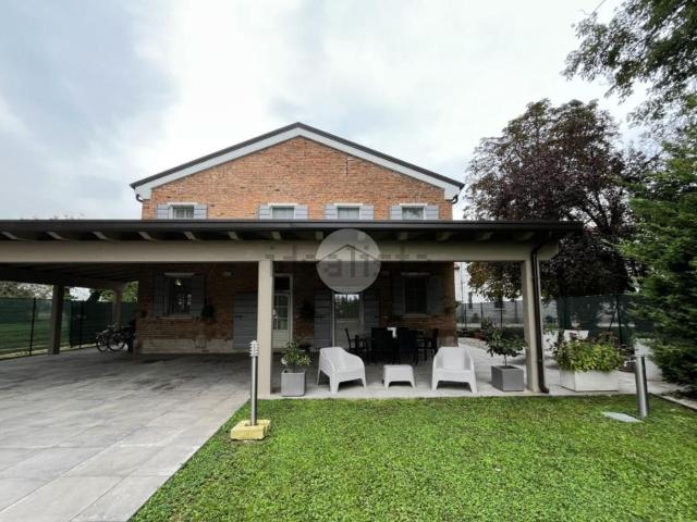 Casa in vendita a Borgo Virgilio, Pietole