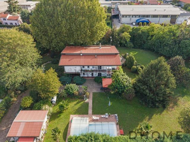 Casa in vendita a Inzago, Milano