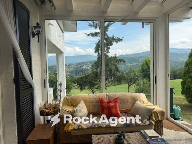 Casa in vendita a Borgo Val Di Taro, Reggio Emilia