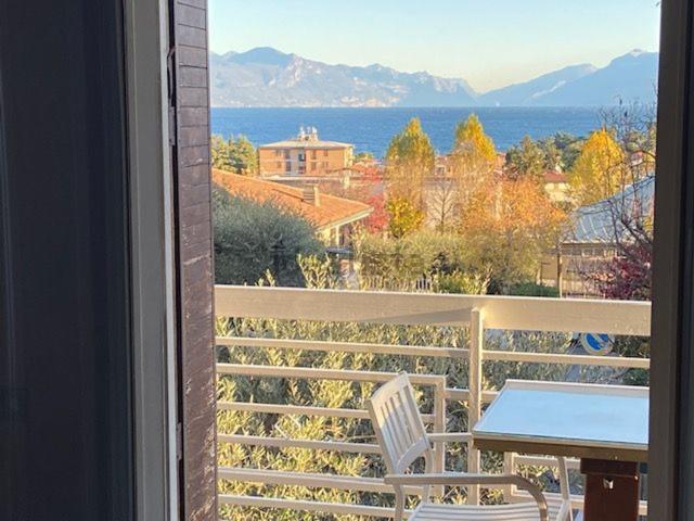 Casa in vendita a Desenzano Del Garda, Brescia